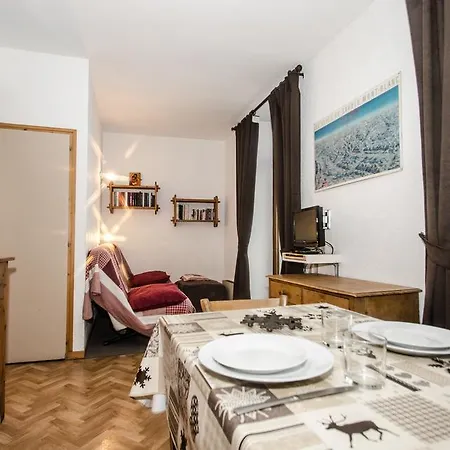 Apartment Le Carlton-5 By Interhome Chamonix