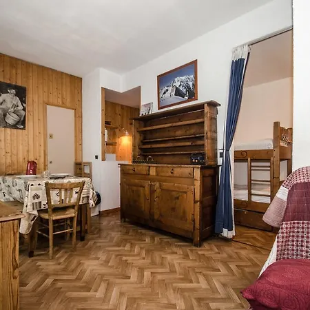 Apartman Le Carlton-5 By Interhome